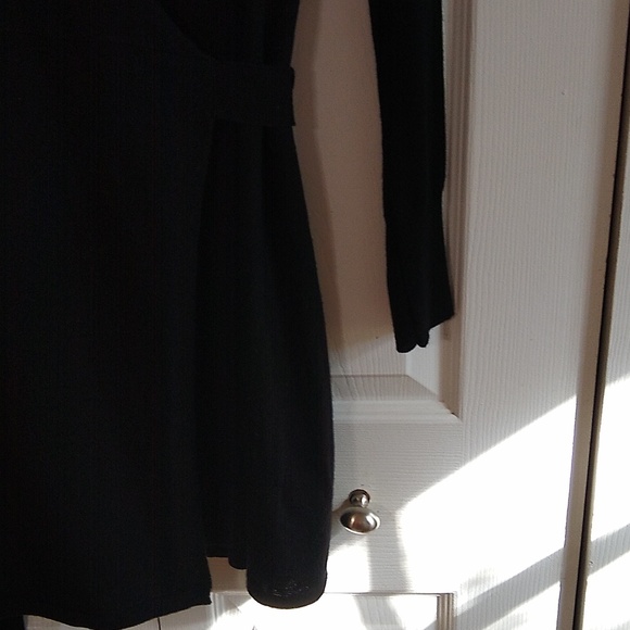 Express wrapped Cardigan 100 merino wool size small - Picture 4 of 11